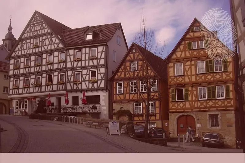 An der Niklastorstraße Marbach an der Enz. Fingerabdruck der Detektei Kubon.