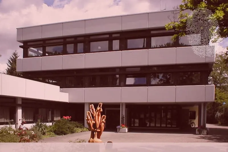 Rathaus Bönnigheim. Fingerabdruck der Detektei Kubon.