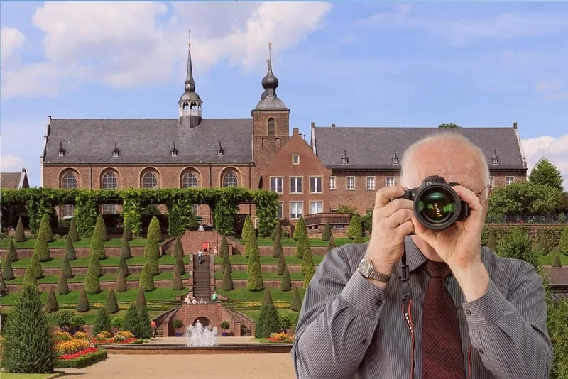 Detektiv der Detektei fotografiert Kloster in Kamp-Lintfort