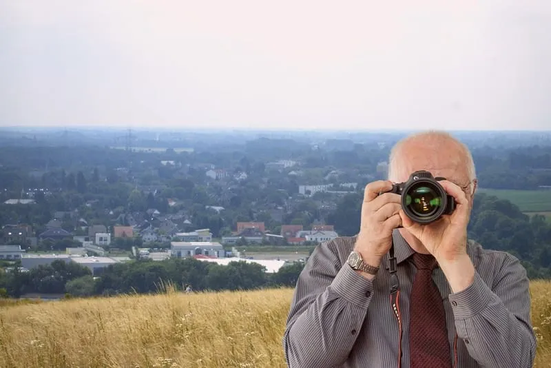 Ortsübersicht Neukirchen-Vluyn Detektiv der Detektei fotografiert, Schriftzug