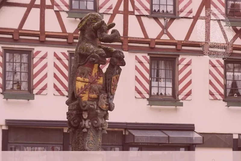 Elefantenbrunnen Wiesensteig. Fingerabdruck der Detektei Kubon.