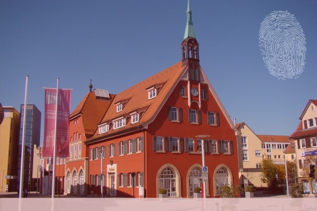 Rathaus in Asperg. Fingerabdruck der Detektei Kubon.