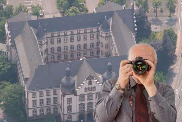Luftbild Rathaus Hamm, Detektiv der Detektei fotografiert, Schriftzug: Wir ermitteln für Sie in Hamm!