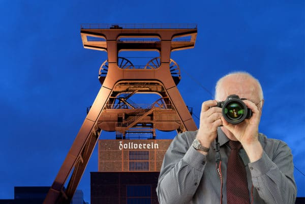 Essen - Zeche-Zollverein - Eingangstor - 2013, Detektiv der Detektei fotografiert, Schriftzug: Unsere Detektei ermittelt für Sie in Essen !
